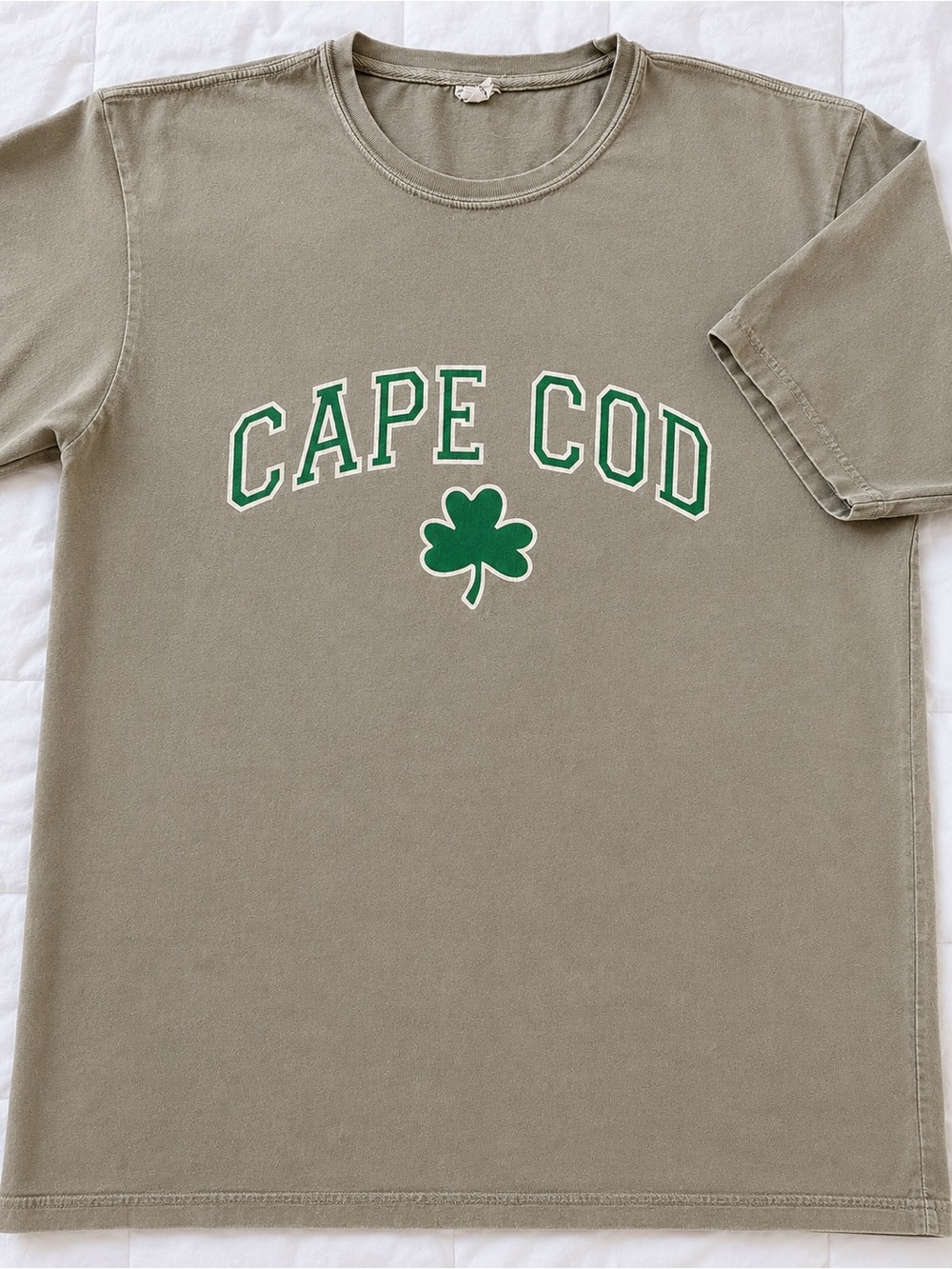 Cape Cod Men’s Green Shamrock Graphic Tee